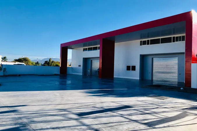 NAVE INDUSTRIAL SR. GONZALEZ - 2